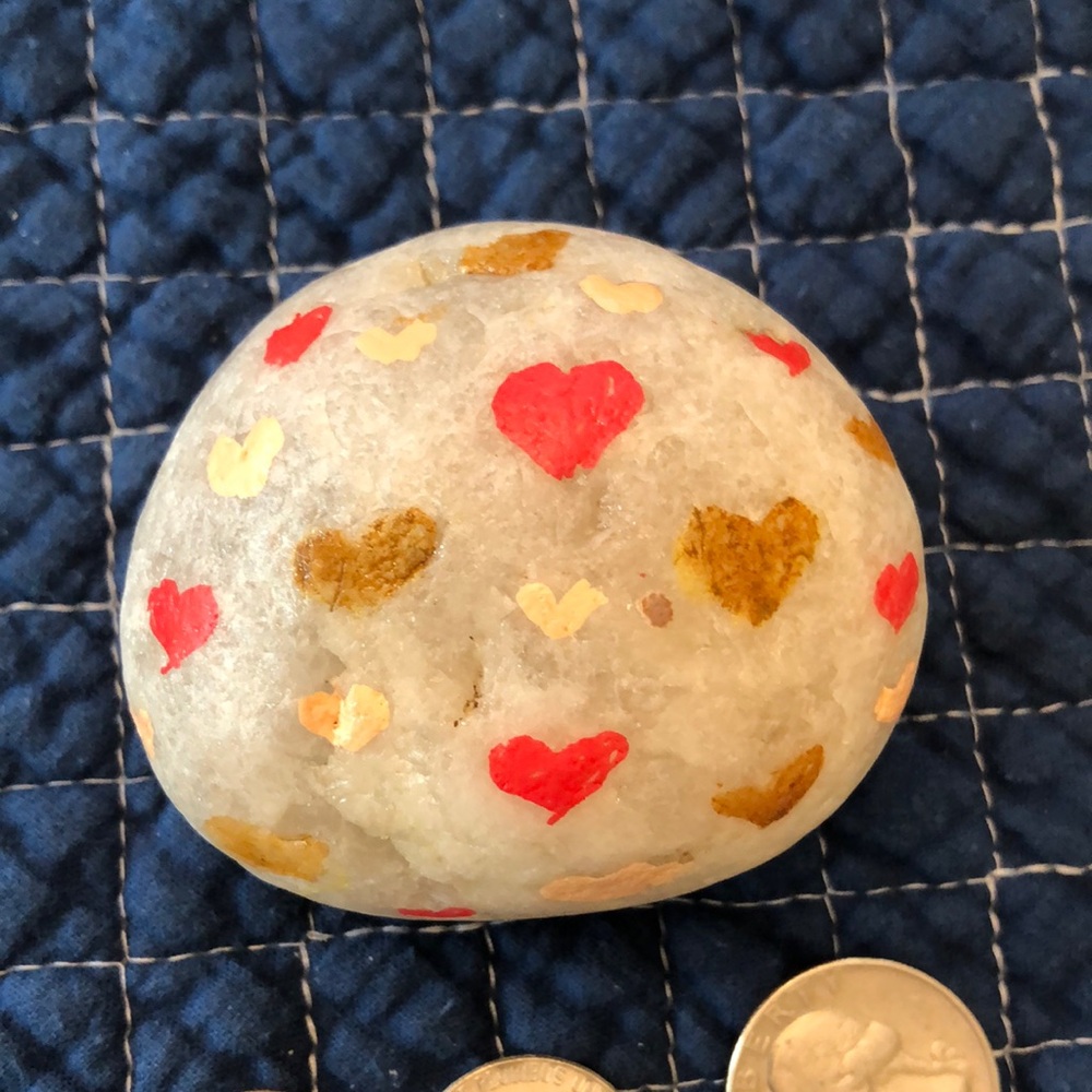 HAND PAINTED HAND CRAFTED BEST FRIENDS PB & J ROCK - Picture 3 of 7